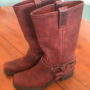 Frye Women’s size 9 Boots